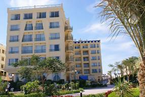 Отель King Tut Aqua Park Beach Resort – подобрать тур Горящие туры в отель King Tut Aqua Park Beach Resort 4*, Хургада,