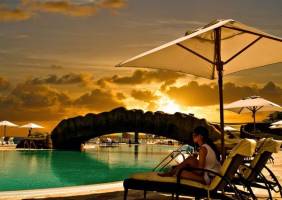 Горящие туры в отель Radisson Blu Fujairah 5*+ Citymax Bur Dubai 3*,  ОАЭ
