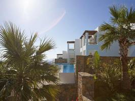 Отель Aquila Elounda Village – подобрать тур Горящие туры в отель Aquila Elounda Village 5*, о. Крит, Сингапур