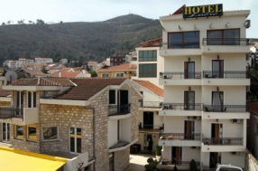 Горящие туры в отель Lucic Hotel 3*, Будва, 