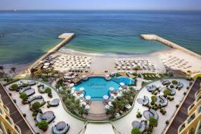 Отель Fairmont Ajman – подобрать тур Горящие туры в отель Fairmont Ajman 5*,