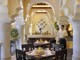 Отель One & Only Royal Mirage Arabian Court – подобрать тур Горящие туры в отель One & Only Royal Mirage Arabian Court 5*,