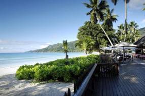 Горящие туры в отель Berjaya Beau Vallon Bay Beach Resort & Casino 4*, о. Маэ, 