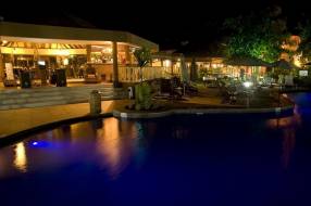 Горящие туры в отель Castello Beach Hotel 4*, о. Праслин, 