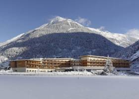 Горящие туры в отель Hotel Aqua Dome 4*,  