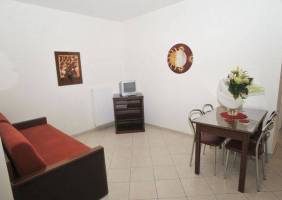 Отель Agorastos Hotel-Apartments – подобрать тур Горящие туры в отель Agorastos Hotel-Apartments 2*, Тасос, Сингапур
