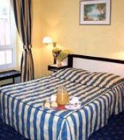 Горящие туры в отель Hotel Univers 3*, Ницца, 