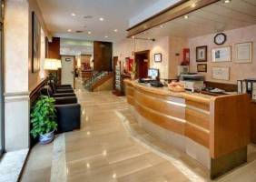 Отель Hotel Santa Marta – подобрать тур Горящие туры в отель Hotel Santa Marta 2*, Барселона,