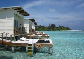 Горящие туры в отель Holiday Inn Kandooma Maldives 4*, Мале, 