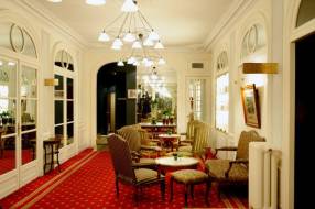 Горящие туры в отель New Hotel Roblin 4*, Париж, 