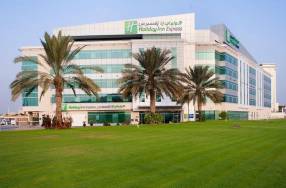 Горящие туры в отель Holiday Inn Express Airport 2*, Дубаи, 