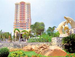 Отель Long Beach Garden Hotel & Spa – подобрать тур Горящие туры в отель Long Beach Garden Hotel & Spa 4*, Паттайя,