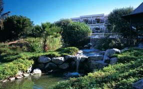 Горящие туры в отель JA Palm Tree Court 5*, Дубаи, 