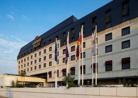 Горящие туры в отель Crowne Plaza 4*, Братислава, 